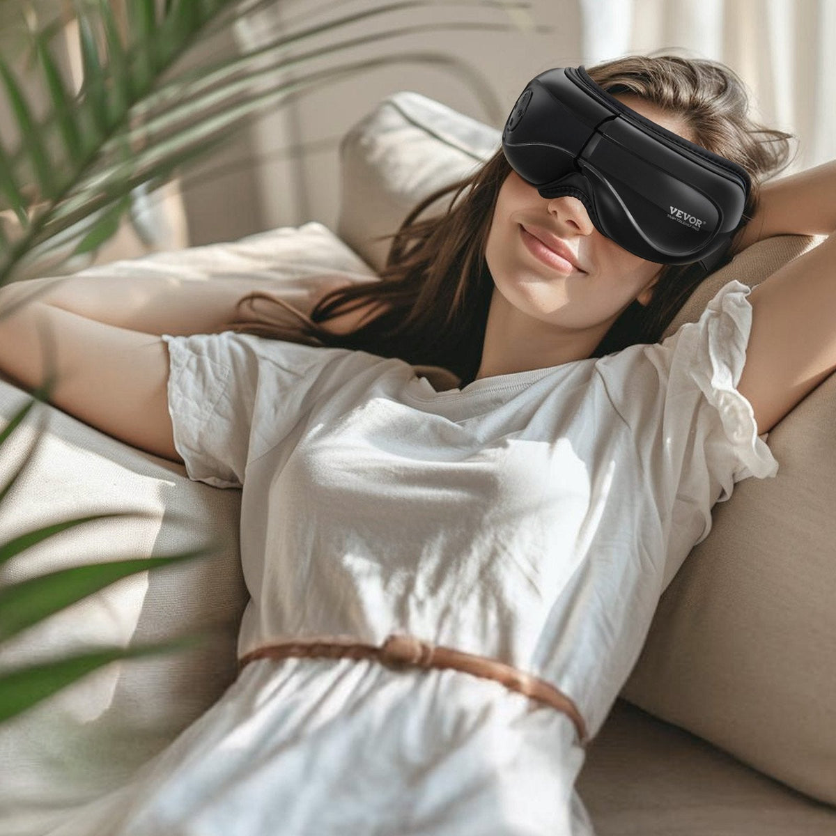 VitaNorth Eye Massager with Bluetooth music feature