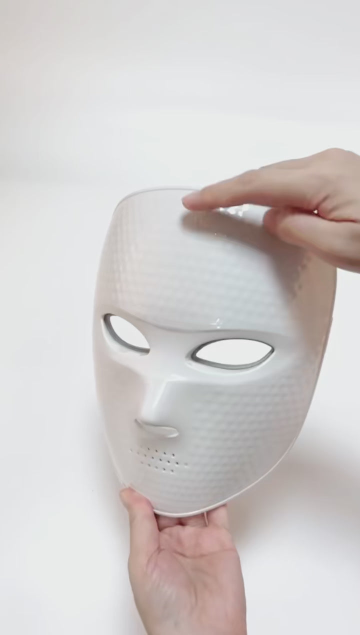 VitaNorth Red Light Therapy Face Mask-At Home Proffessional Level Facial Therapy